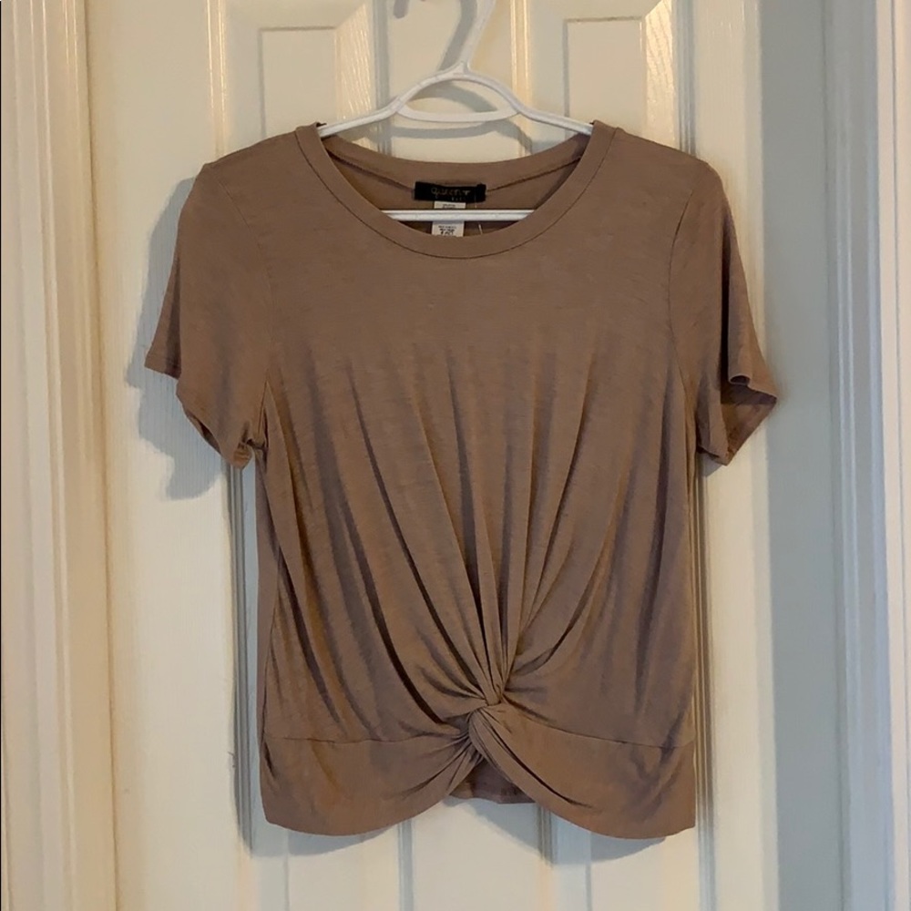 Queen Bees Tan short sleeve shirt with cut twist in front.